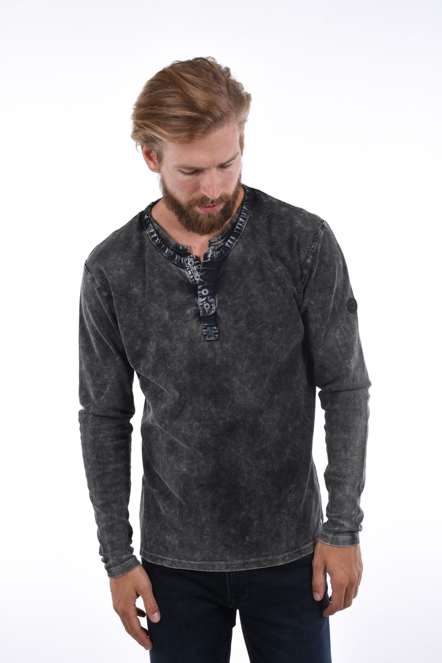 Tenio Sweatshirt enzyme wash special neck