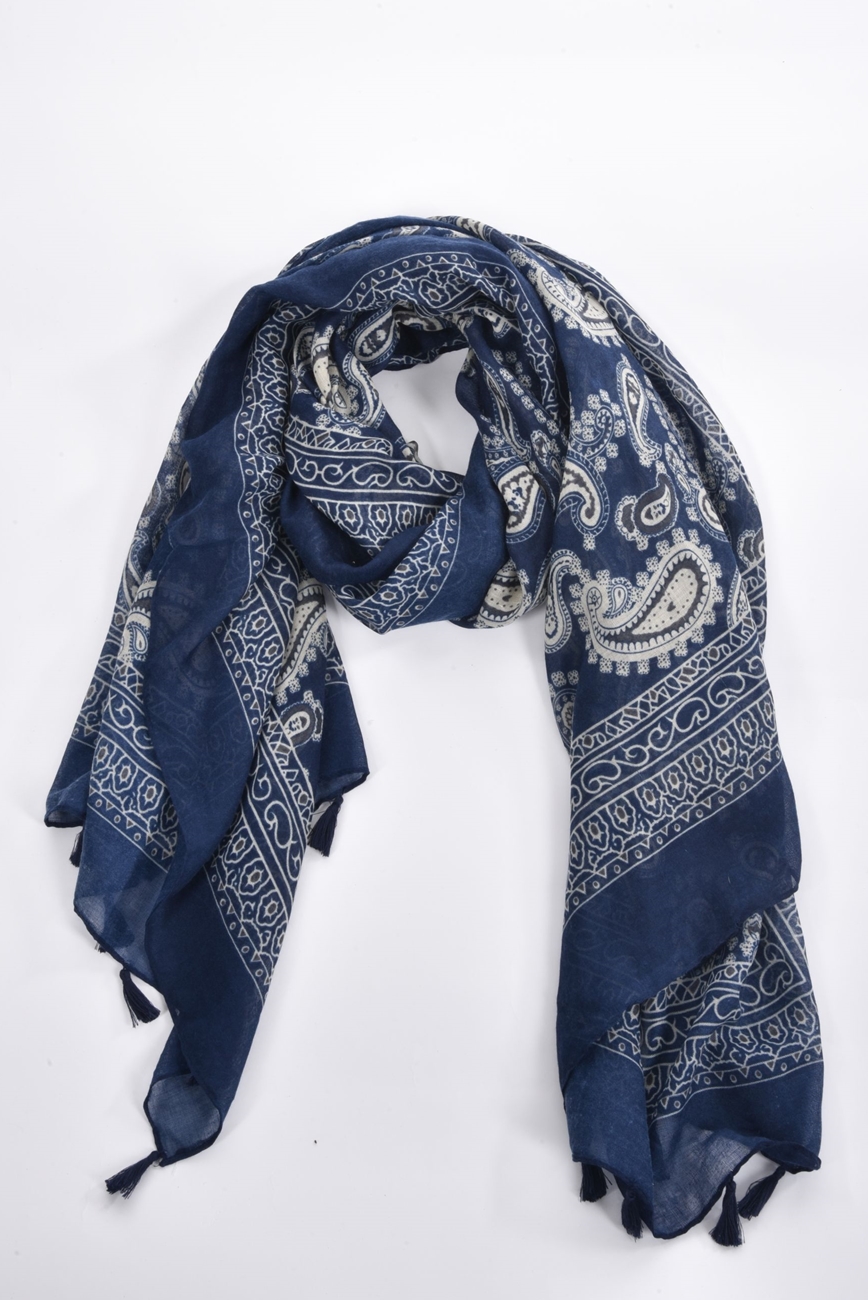 Sanya Scarf with fringes paisley