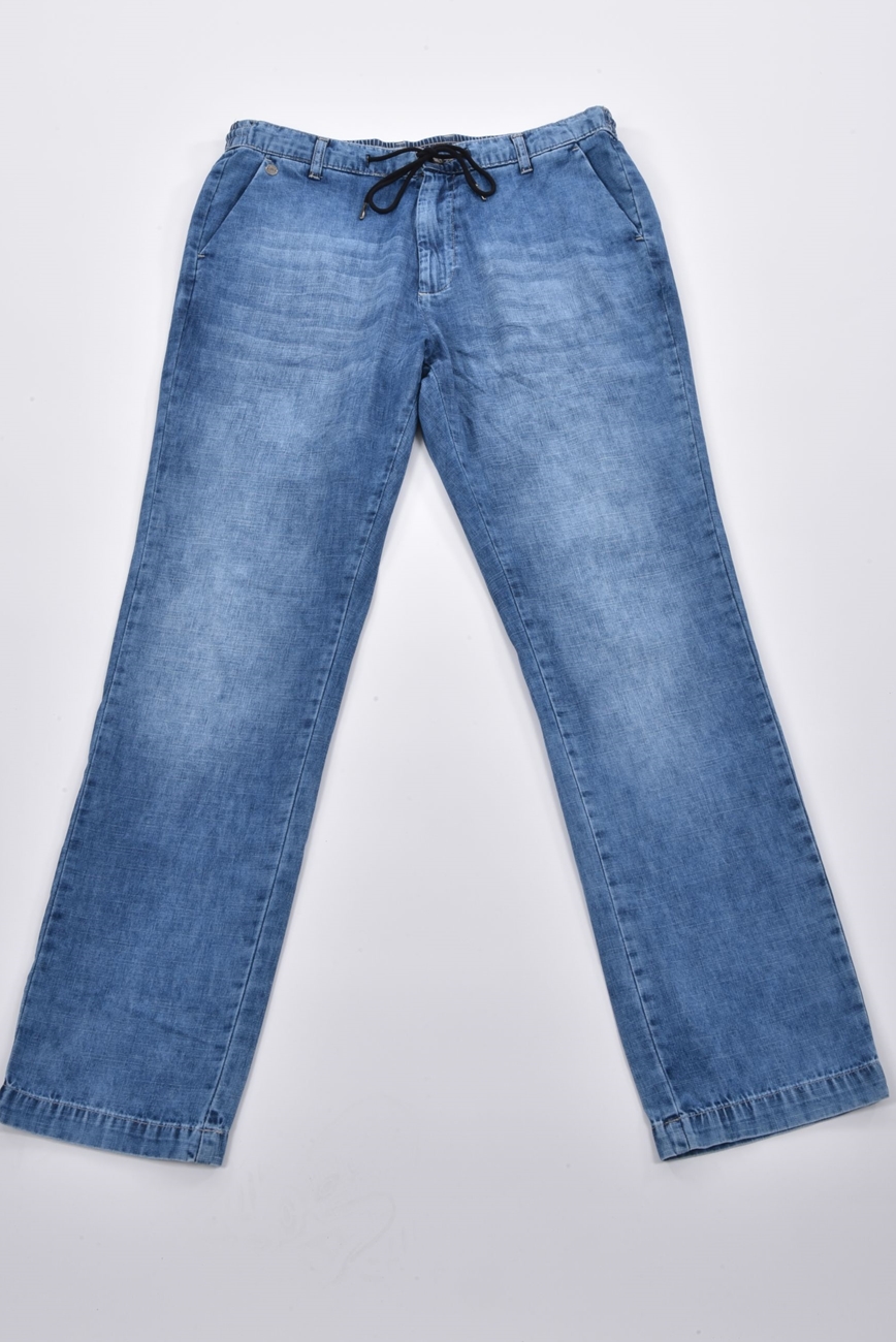 Marcus Relaxed Fit light denim